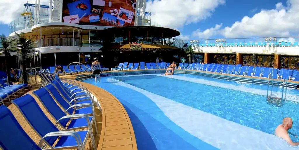 Are Carnival Cruise Pools Heated